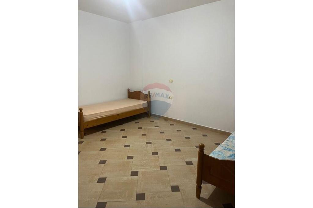 Affittasi appartamento spazioso (2+1), Via Frang Bardhi !
