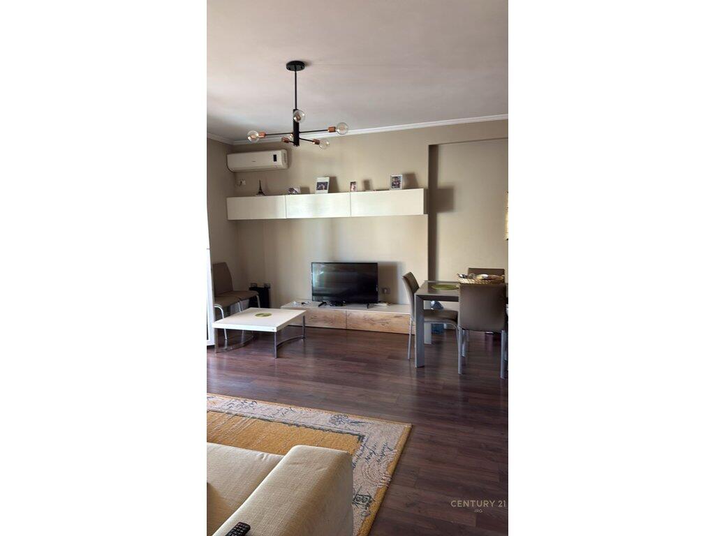 SHESIM APARTAMENT 1+1 PERBALLE MATERNITETIT TE RI! 148,000 €