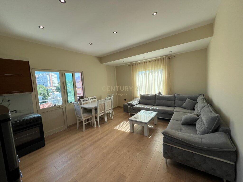 Appartamento 2+1 in affitto vicino alle Ville Americane. 550 € /Mese