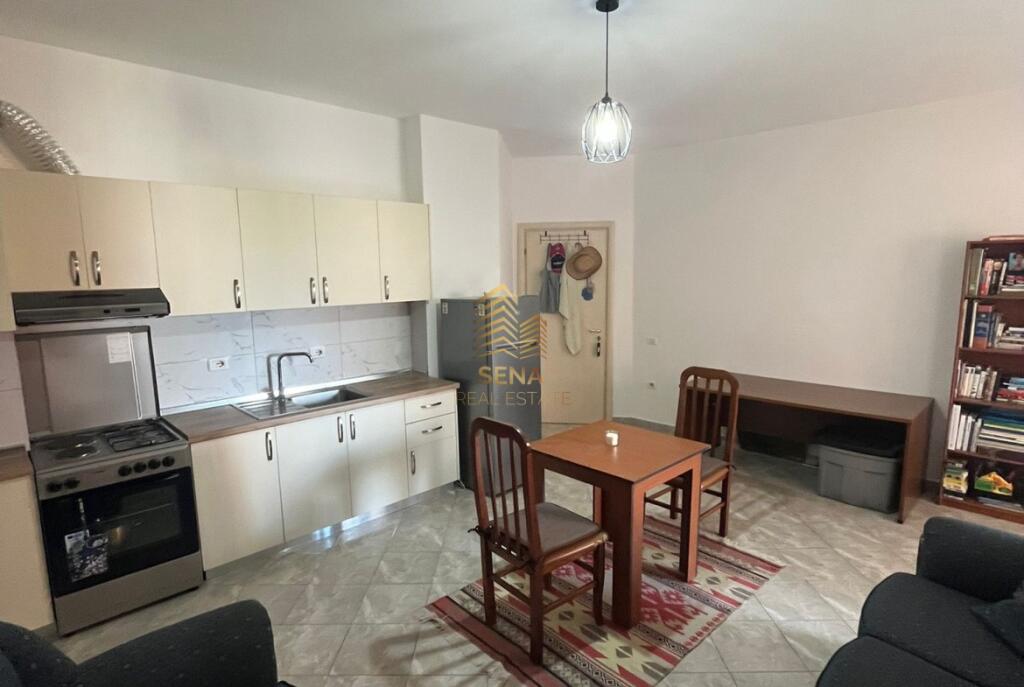 Qira, Apartament 1+1+Blk, Liqeni i Thate, 480 Euro/muaj