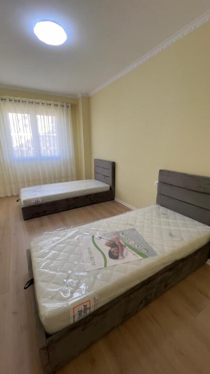 Appartamento 2+1+1 con Balcone in Affitto