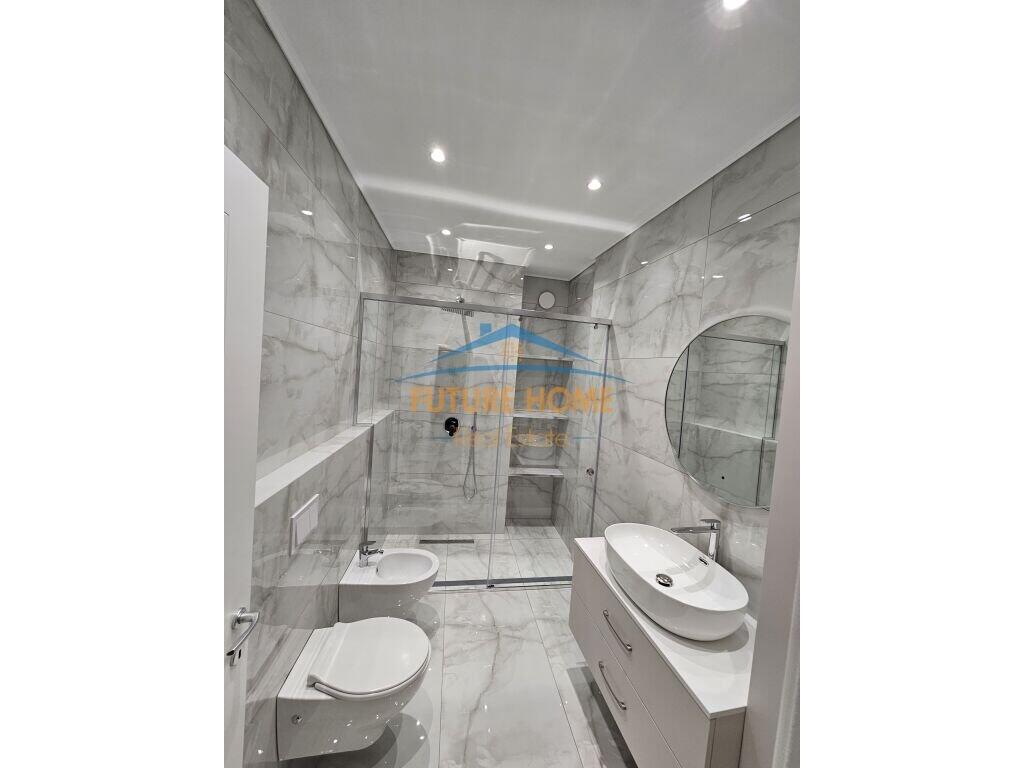 Affitto, Appartamento 2+1+2+ Posto Auto, TEG, Tirana