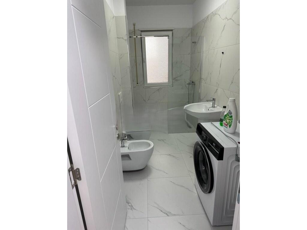 Appartamento 1+1 in Vendita a Kamez Centro, Tirana - 75.000€ | 71 m²