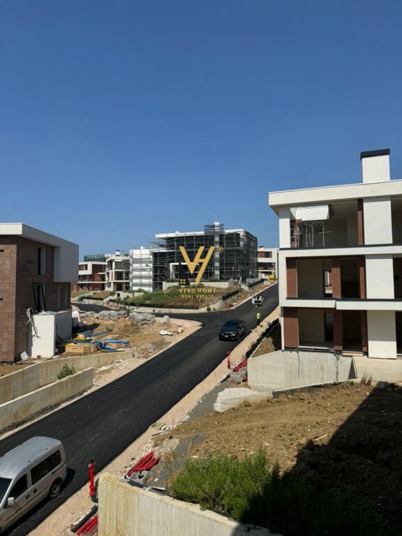 SHITET APARTAMENT 2+1+2 NE MJULL BATHORE 295.000 EURO