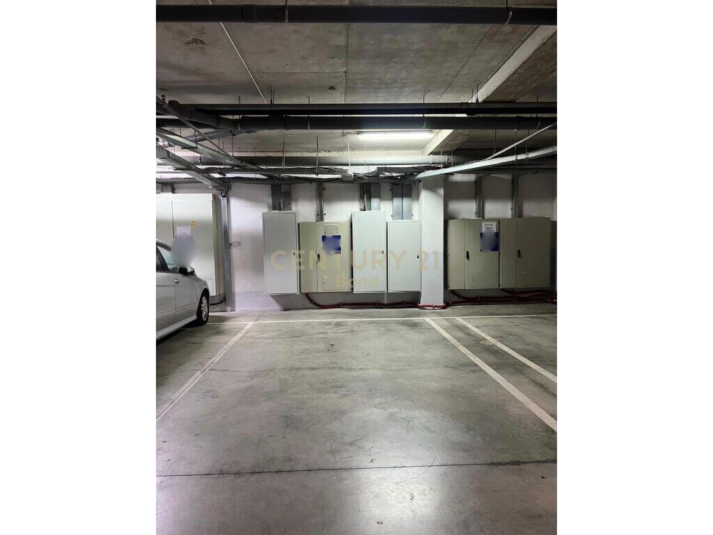 Jepet me qira Apartament 2+1+2 + Garazh