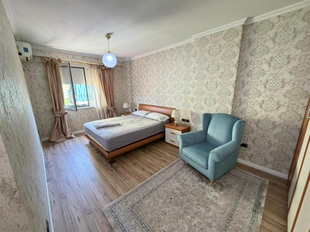 ✨ Shitet Apartament  📍 Bllok 💶 Çmimi: 385,000 €