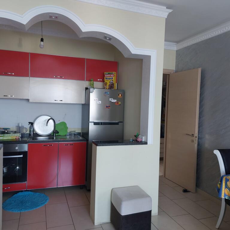 Affittasi appartamento 2+1, Astir vicino all'hotel Marinaj  Prezzo: 550 euro  