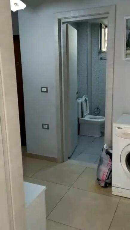 Jepet me qera apartament 1+1 Myslym Shyri 600 Euro!