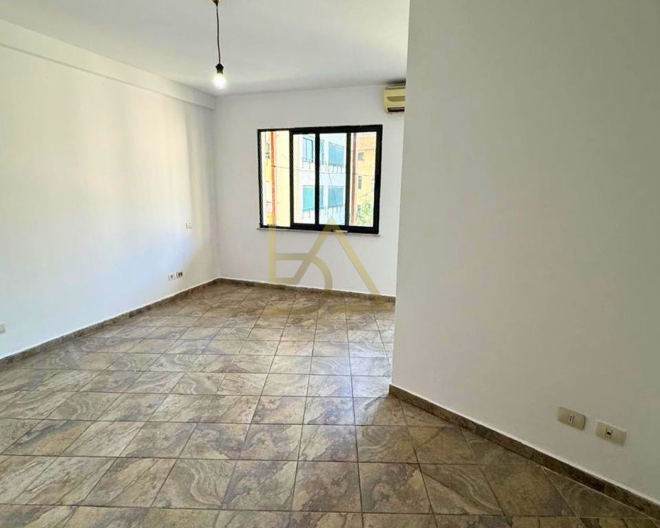 Monolocale in vendita – Tirana, Pazari i Ri