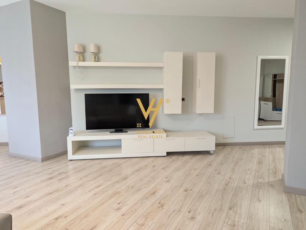APPARTAMENTO 3+1+3+BLK IN AFFITTO A BLLOK 240.000 LEKE