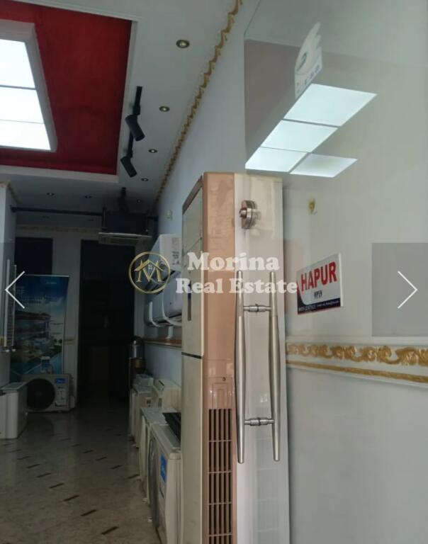 Affitto, Locale Commerciale, a 21 Dhjetori, Prezzo 450 Euro/Mese