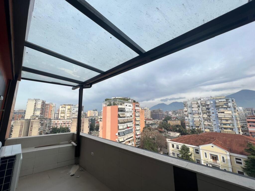 Office for rent in the center of Tirana