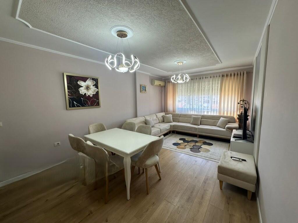 SHESIM APARTAMENT 2+1+2 NE ZONEN E DON BOSKOS 192,000 €