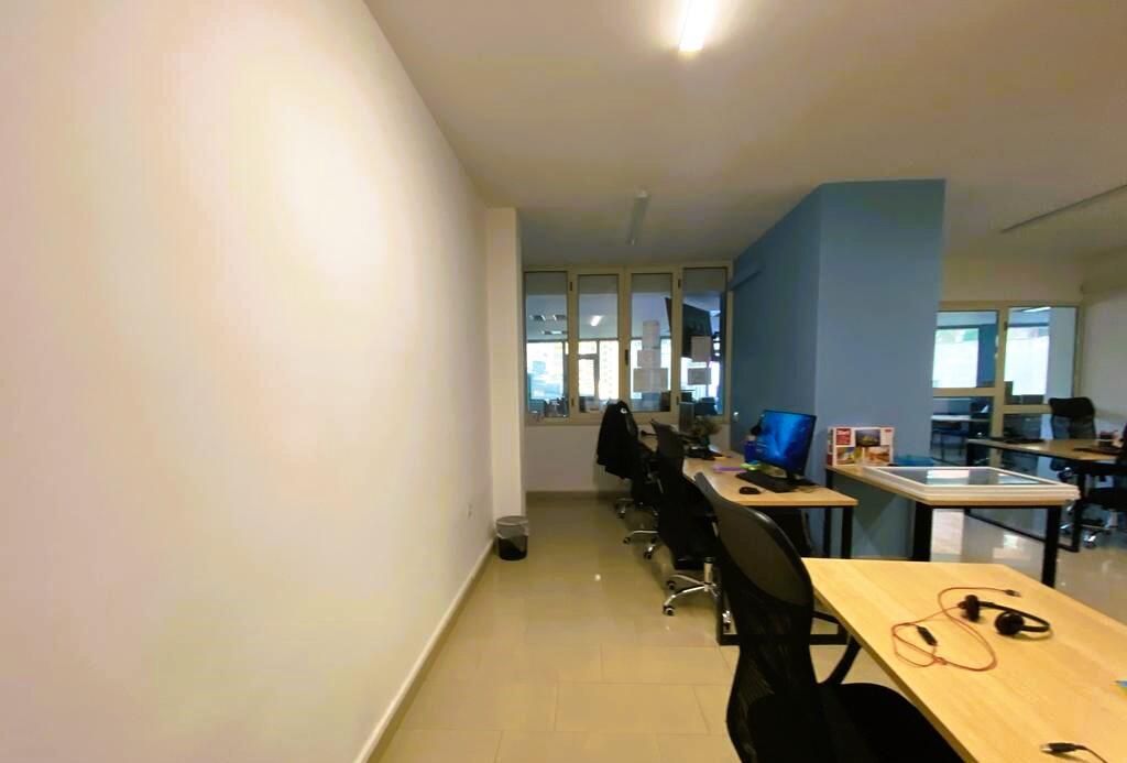AMBIENTE PER UFFICI NEL CENTRO DI TIRANA SUPERFICIE 306 M2