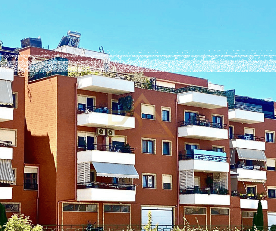 Shitet Apartament – Kopshti Botanik, Tiranë