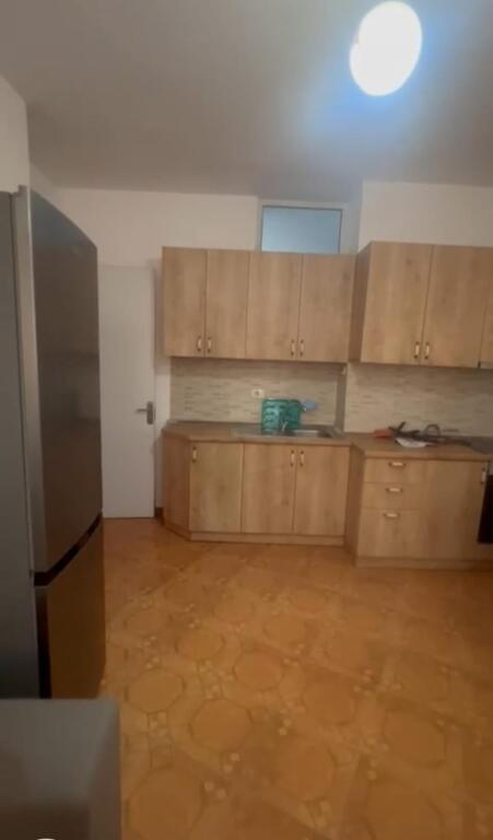 Appartamento 2+1 in affitto ad Astir 45.000 Lek