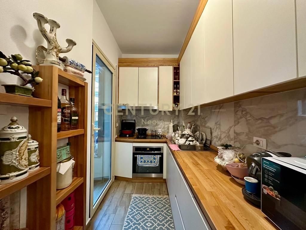 Super apartament 3+1+2 per shitje te Kopshti Zoologjik