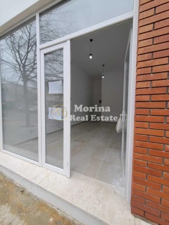 Affitto, Locale Commerciale, sopra QSUT, 270 euro/mese