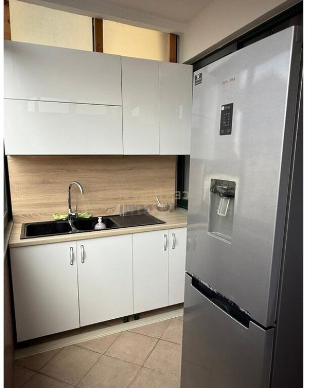Appartamento 1+1 in affitto, in via Muhamet Gjollesha
