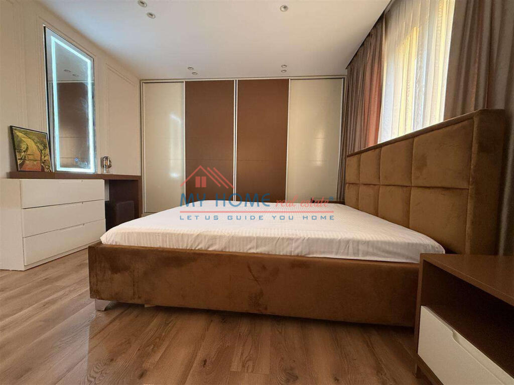Apartment 2+1+Parking space for rent at Malajzian Complex in Tirana