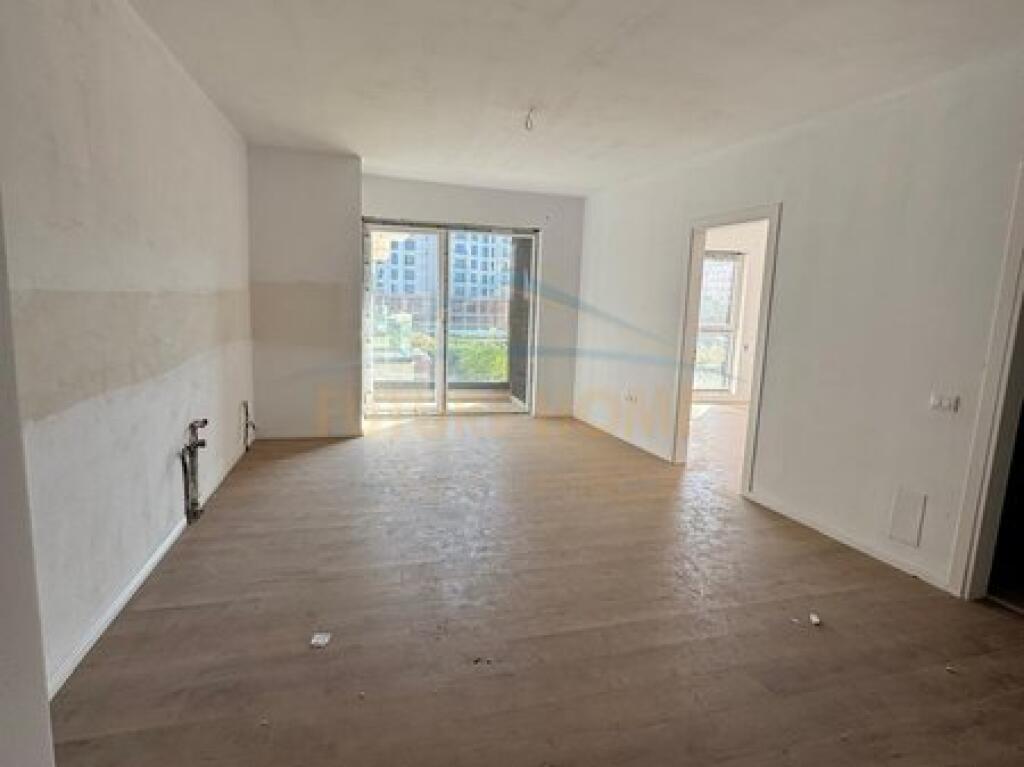 For sale, Apartment 2+1+2, Jordan Misja Street, Tirana.