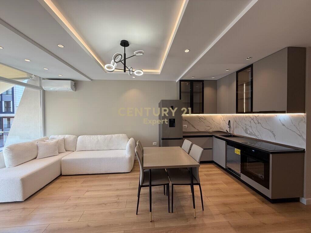 AFFITTASI APPARTAMENTO 2+1+2 IN VIA KOSOVAREVE! 2.000 € /Mese