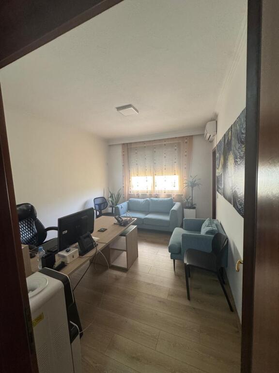 🏡 Appartamento in Affitto  📍 Ex-Esposizione 💶 Affitto: 750 mila lek/mese