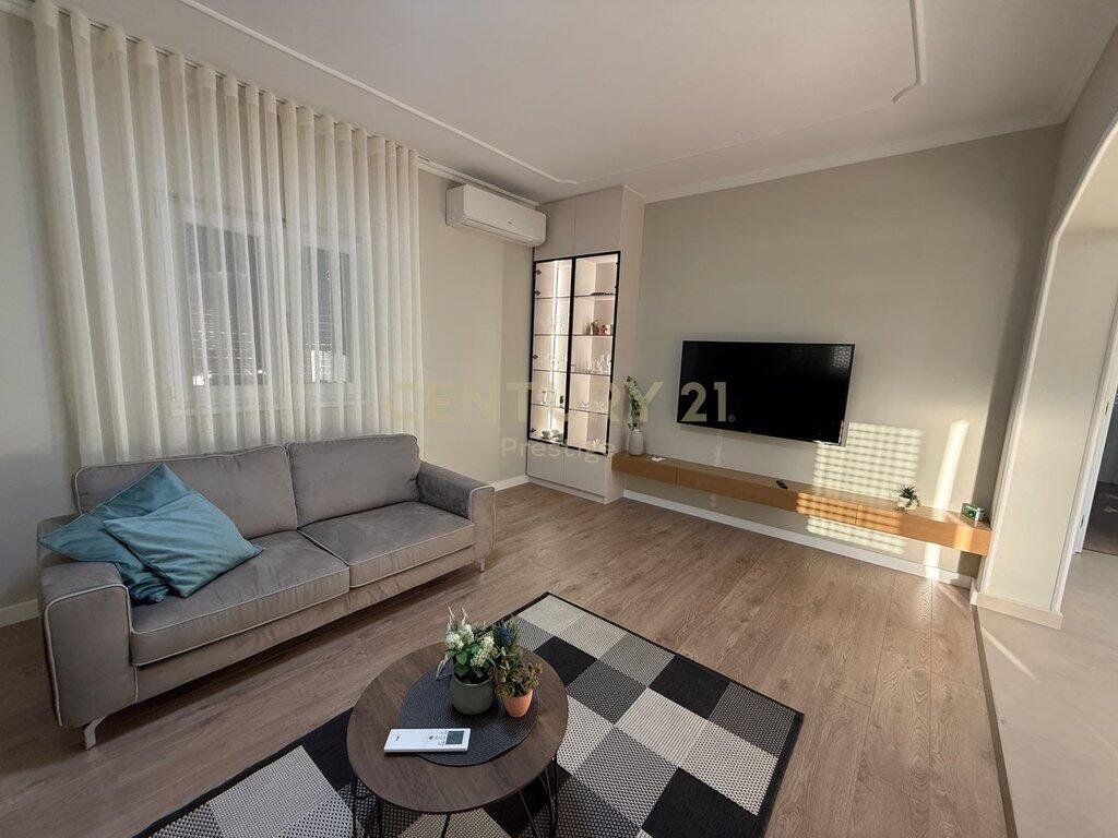 For rent – 2+1+2 villa floor near the American Embassy