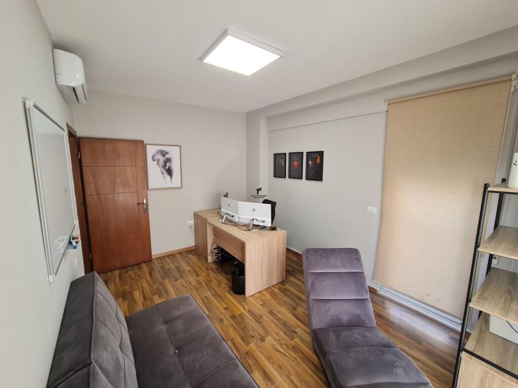 UFFICIO IN AFFITTO 150 M2 21 DICEMBRE 1500 EURO