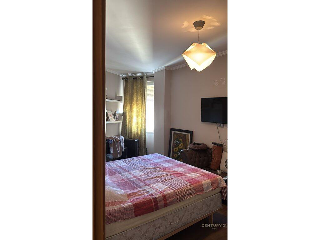 SHESIM APARTAMENT 1+1 PERBALLE MATERNITETIT TE RI! 148,000 €