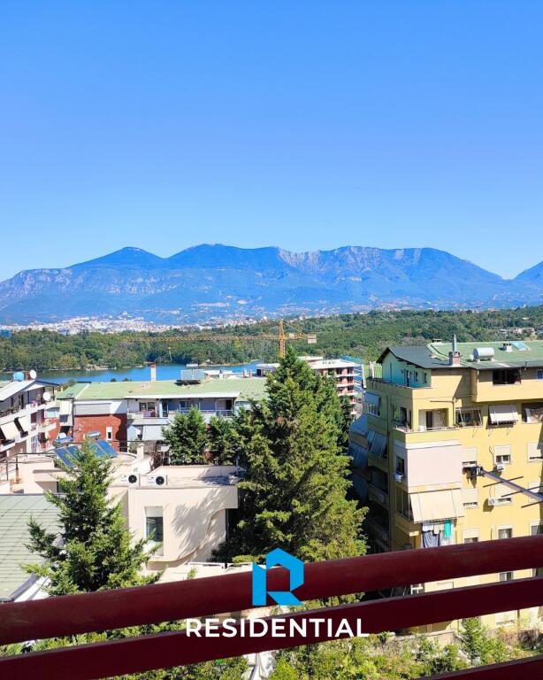 Tek Liqeni I Thate Shitet Apartament 2+1+2 I Mobiluar Me Cmim Super Okazion 1690€/m²!