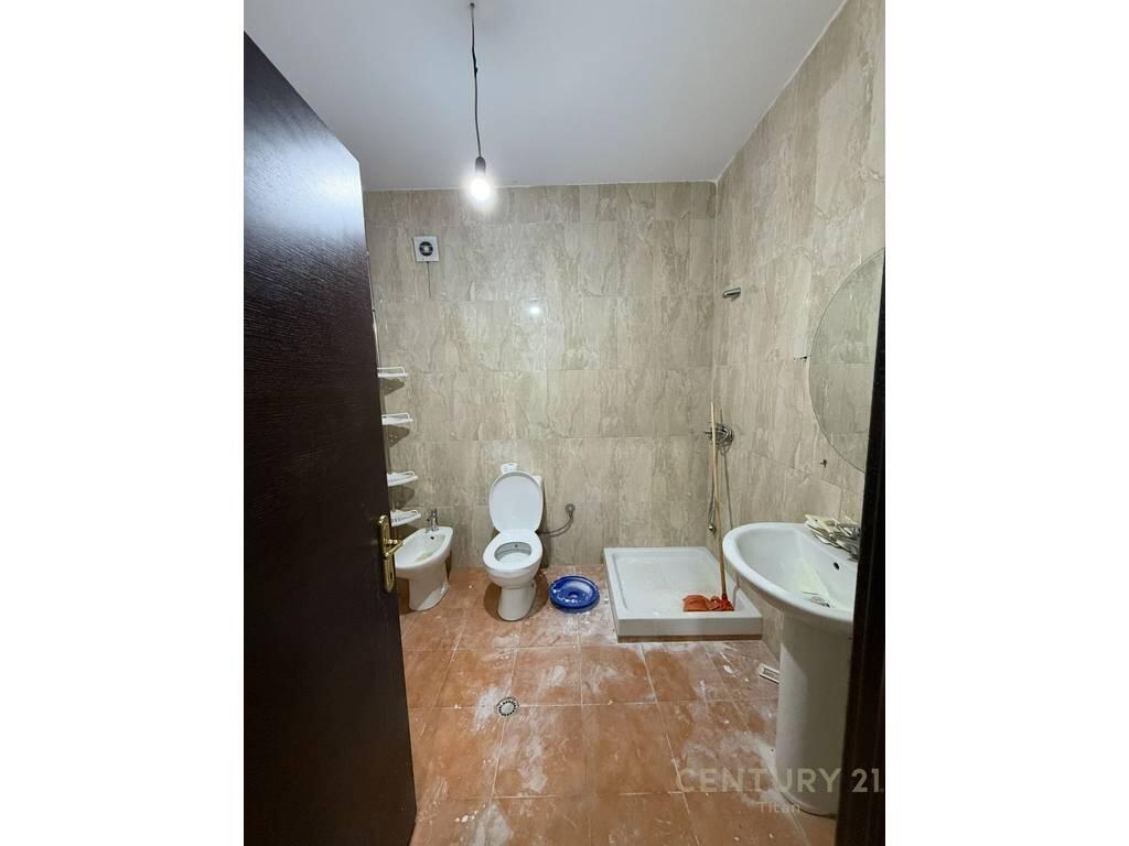 Shitet Apartament 2+1 Në Astir 125,000 €