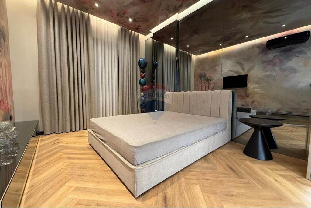 Apartment - For Rent - Square 21