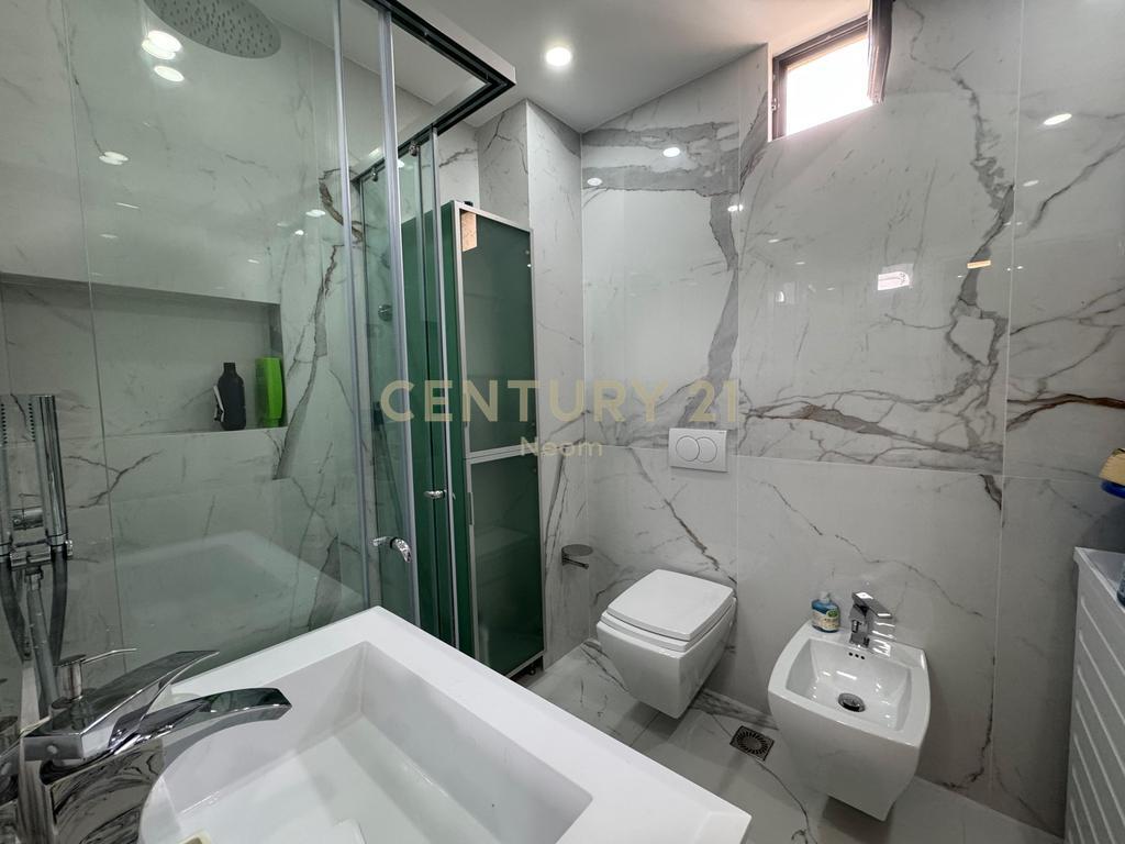 RENT, APARTMENT 2+1+PARKING, PARIS COMMUNE!