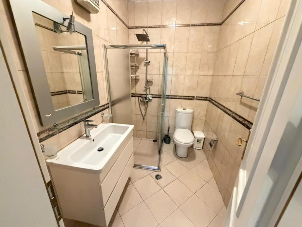 ✨ Shitet Apartament  📍 Bllok 💶 Çmimi: 385,000 €