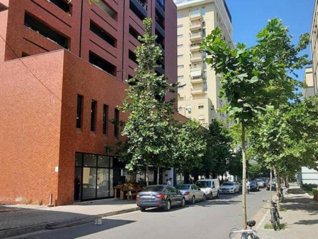 Via "Jordan Misja", Appartamento in Vendita 2+1 +2! Vicino a Hipoteka!