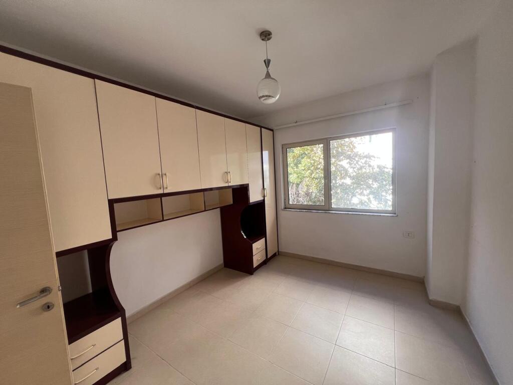 2+1+2 For Rent, Near Grand Gallery, Yzberisht