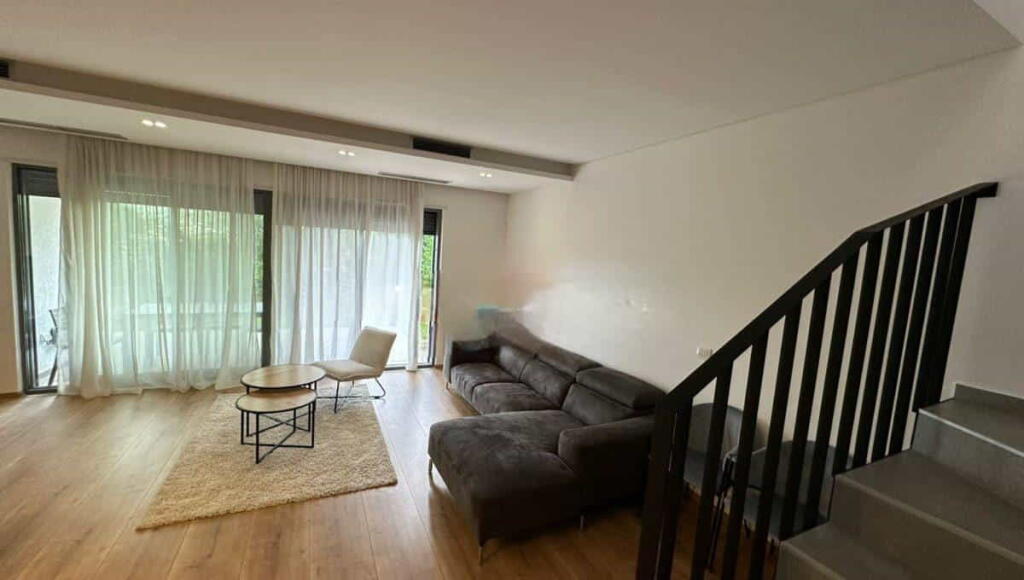 Villa a 2 piani in affitto presso Olive Grove Residence (ID BV22501) Tirana