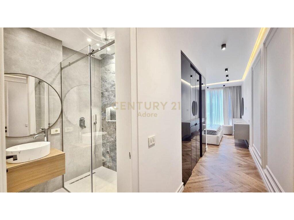 Appartamento di Lusso 3+1+2 + Posto Auto in Affitto presso "Golden Residence"!
