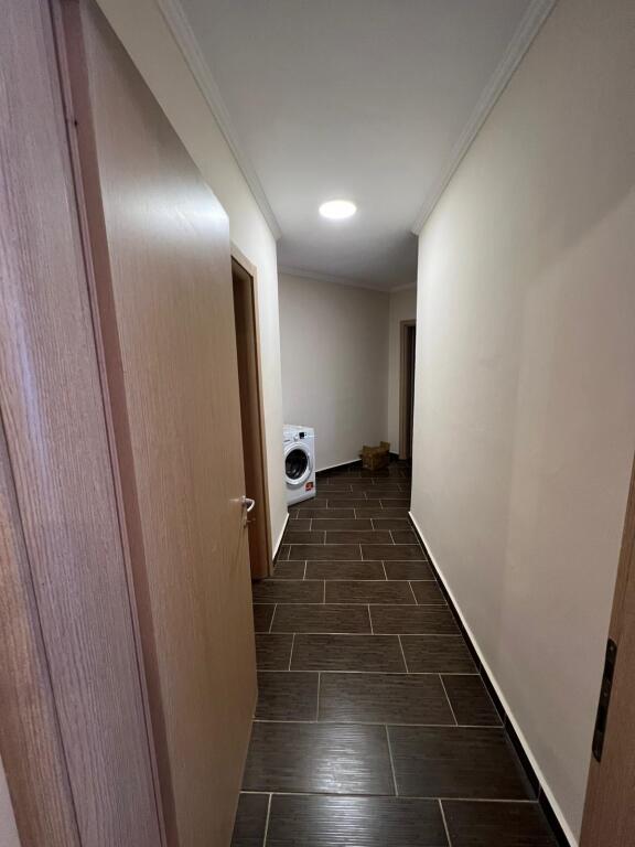 🏠 Appartamento 2+1 in affitto a Misto Mame  • 5° piano  • Completamente arredato  • Prezzo: 450€ / mese