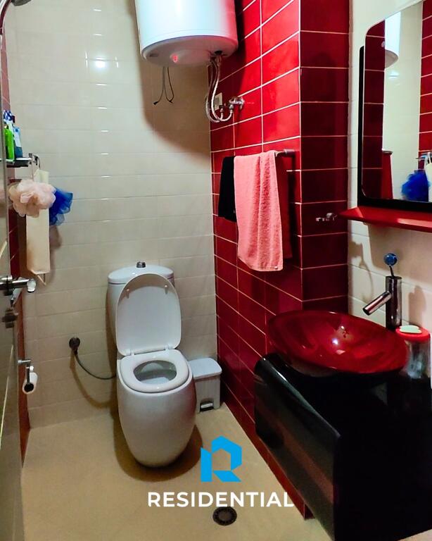 Tek Liqeni I Thate Shitet Apartament 2+1+2 I Mobiluar Me Cmim Super Okazion 1690€/m²!