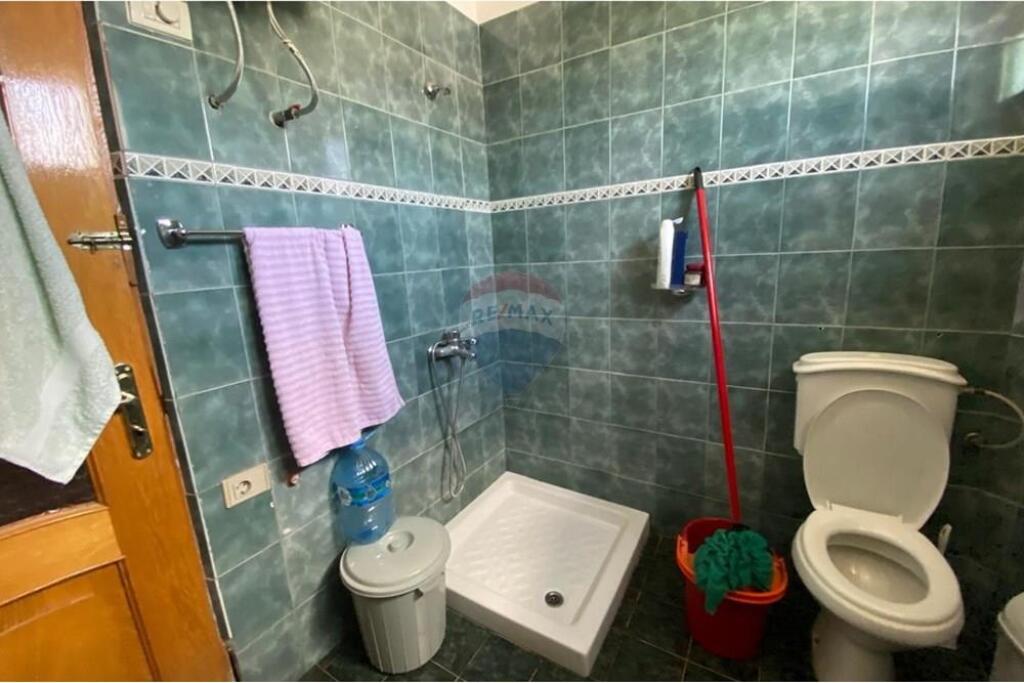 Apartament - Për Shitje - Laprakë