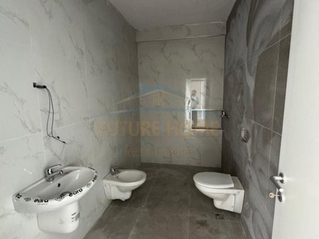 For sale, Apartment 2+1+2, Jordan Misja Street, Tirana.