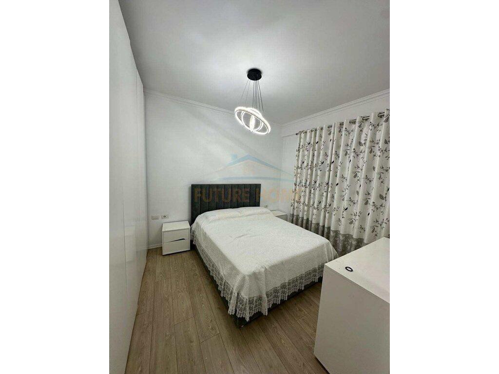 Apartament 3+1+2 , per shitje Tek Oasis Residence