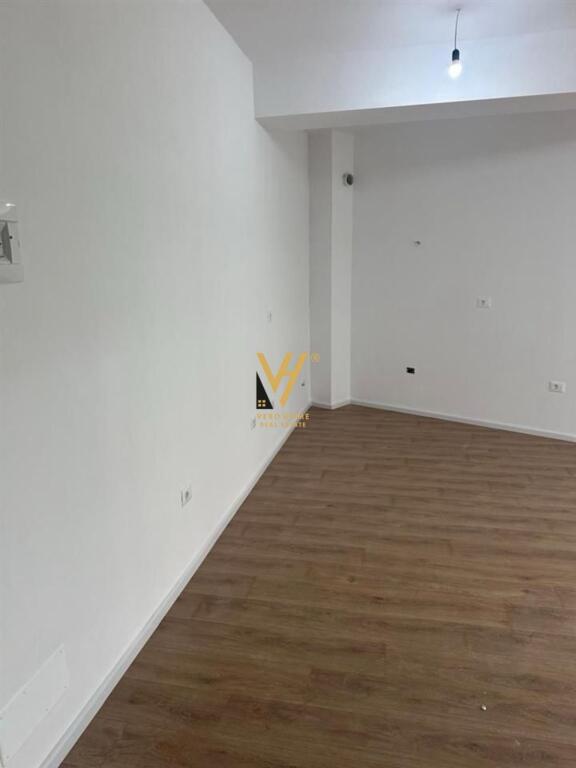 JEPET APARTAMENT 1+1+BLK ME QIRA TE REZEIDENCA KAIMI,ALI DEMI 400 EURO