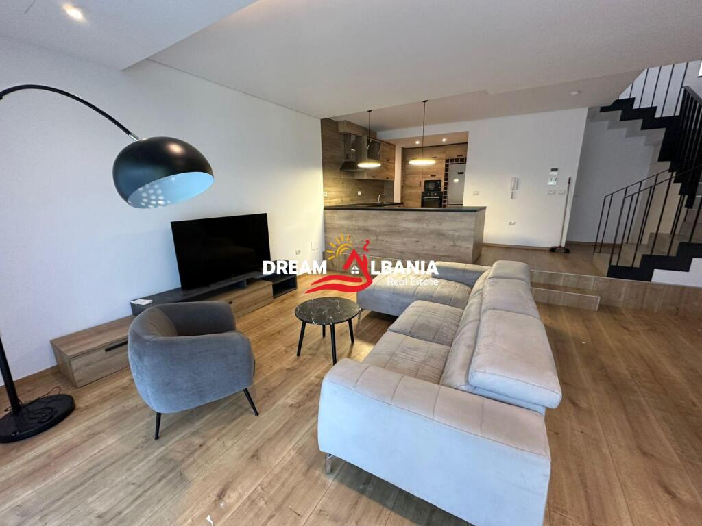 3-storey villa for rent in Mullet near OKO FARM (ID 4251424)

