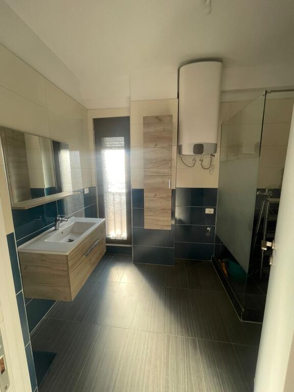 For Rent – Office Space on Elbasani Street
