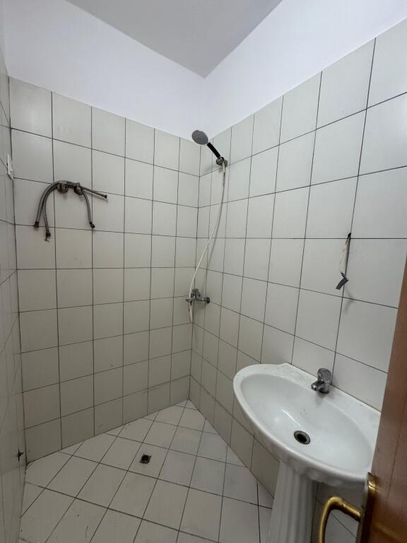 Affitto appartamento 2+1 con 2 bagni, Astir