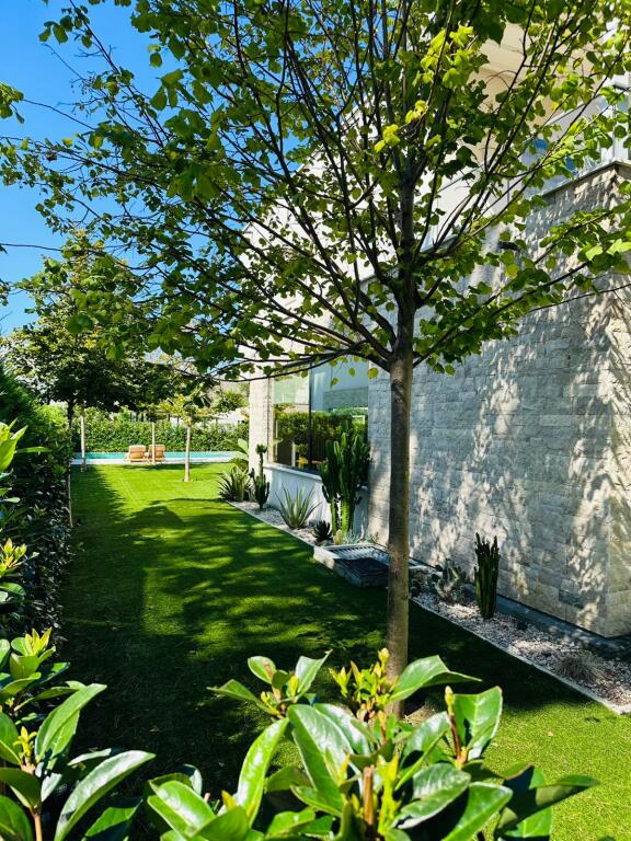 Villa for sale San Pietro Residence Lalzi Bay