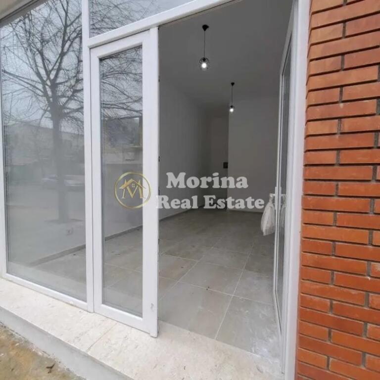 Affitto, Locale Commerciale, sopra QSUT, 270 euro/mese